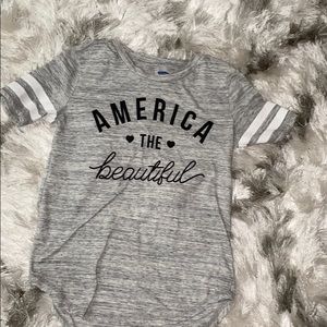 Cute long grey shirt🤍